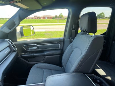 2022 RAM 1500 Big Horn Quad Cab 4x2 6'4' Box