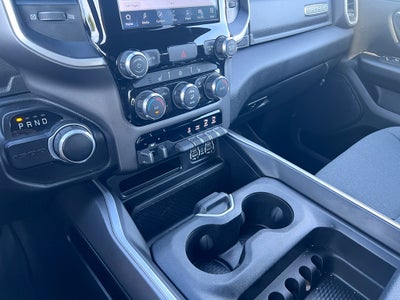 2022 RAM 1500 Big Horn Quad Cab 4x2 6'4' Box
