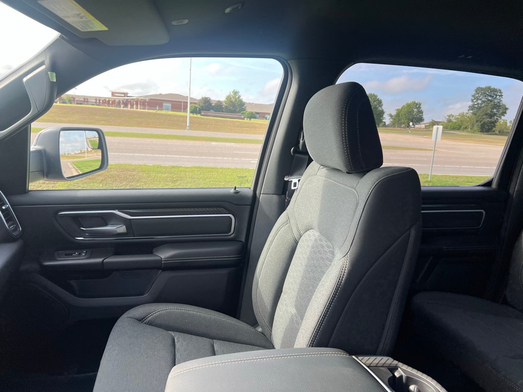 2027 RAM 1500 RAM 1500 BIG HORN CREW CAB 4X2 5'7' BOX