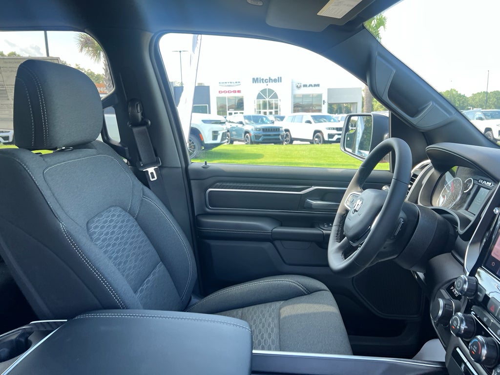 2026 RAM 1500 RAM 1500 BIG HORN CREW CAB 4X2 5'7' BOX