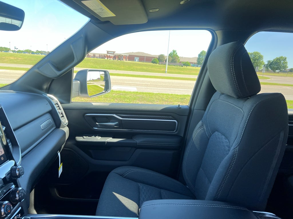 2026 RAM 1500 RAM 1500 BIG HORN CREW CAB 4X2 5'7' BOX