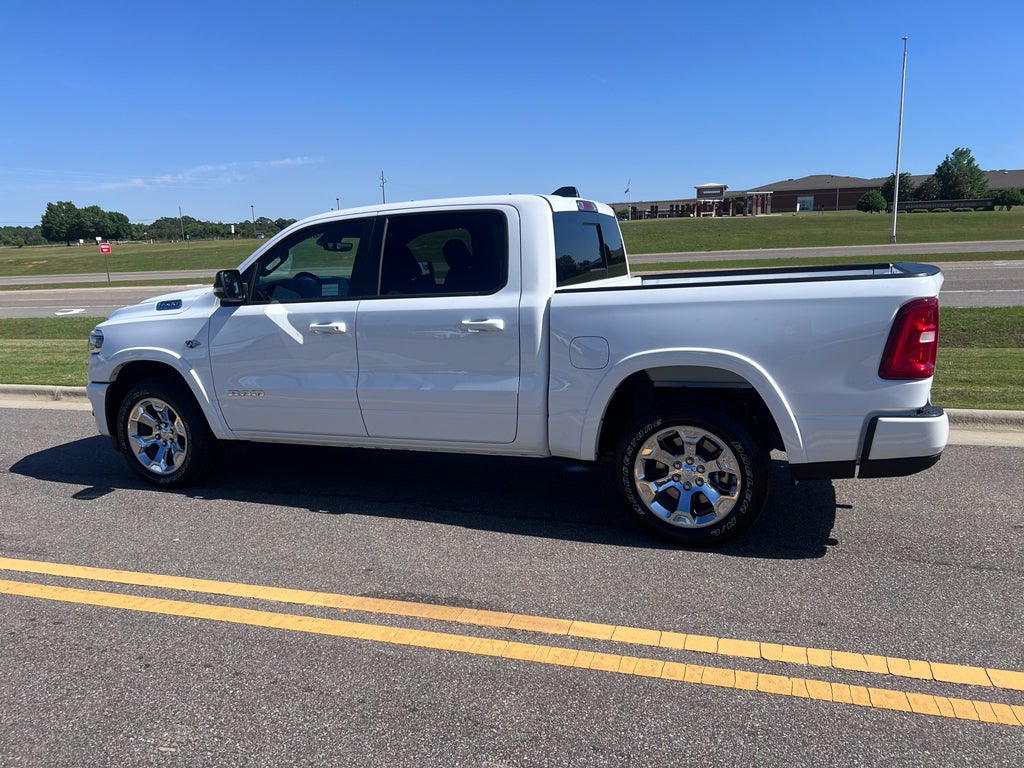 2026 RAM 1500 RAM 1500 BIG HORN CREW CAB 4X2 5'7' BOX