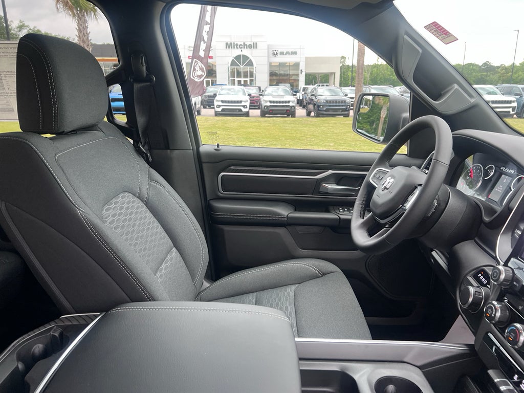 2026 RAM 1500 RAM 1500 BIG HORN CREW CAB 4X2 5'7' BOX