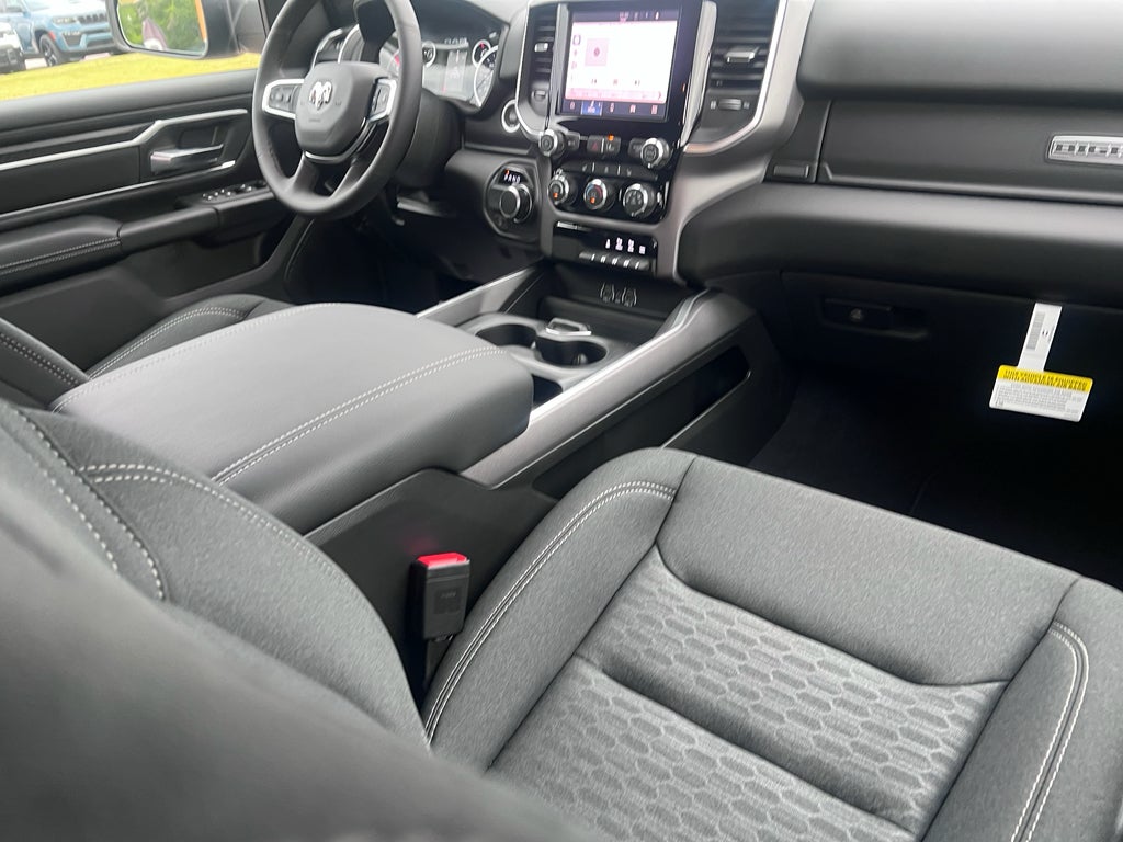 2026 RAM 1500 RAM 1500 BIG HORN CREW CAB 4X2 5'7' BOX