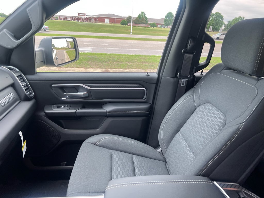 2026 RAM 1500 RAM 1500 BIG HORN CREW CAB 4X2 5'7' BOX