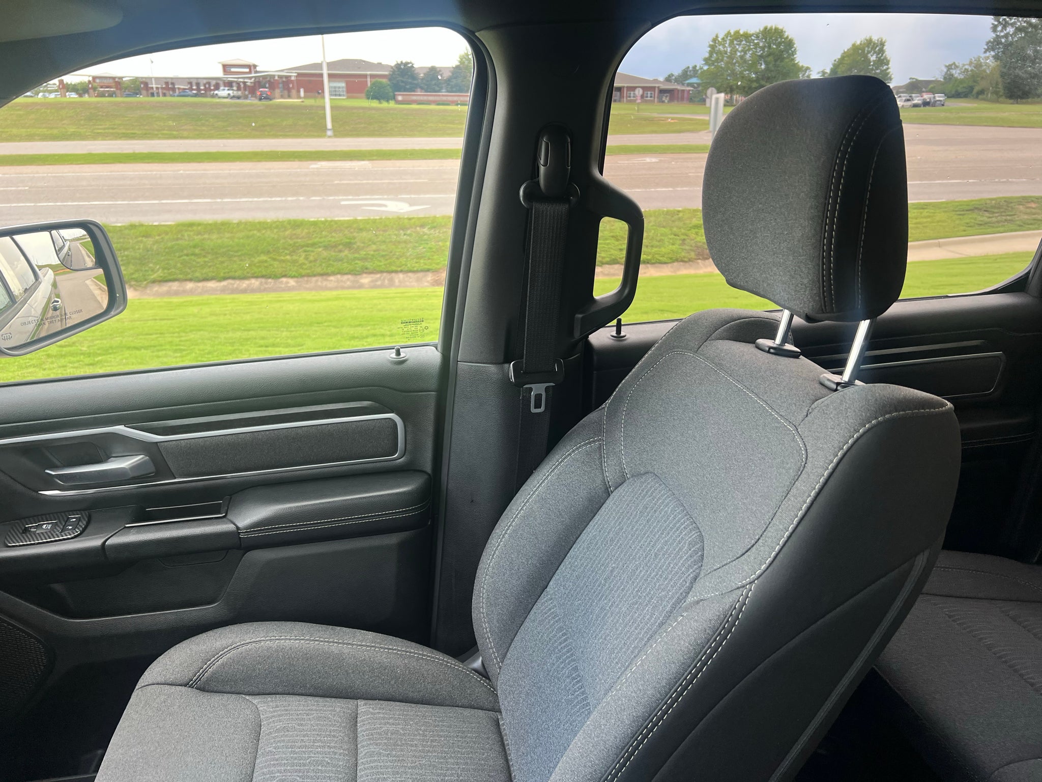 2019 RAM 1500 Big Horn/Lone Star Crew Cab 4x2 5'7' Box