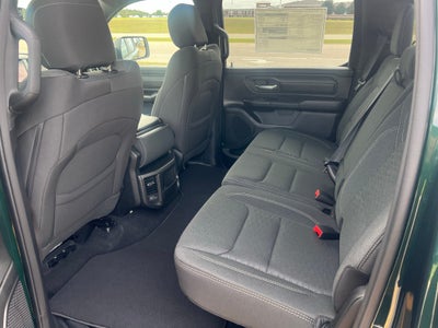 2027 RAM 1500 RAM 1500 EXPRESS CREW CAB 4X2 5'7' BOX