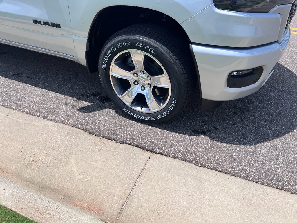 2026 RAM 1500 RAM 1500 EXPRESS CREW CAB 4X2 5'7' BOX