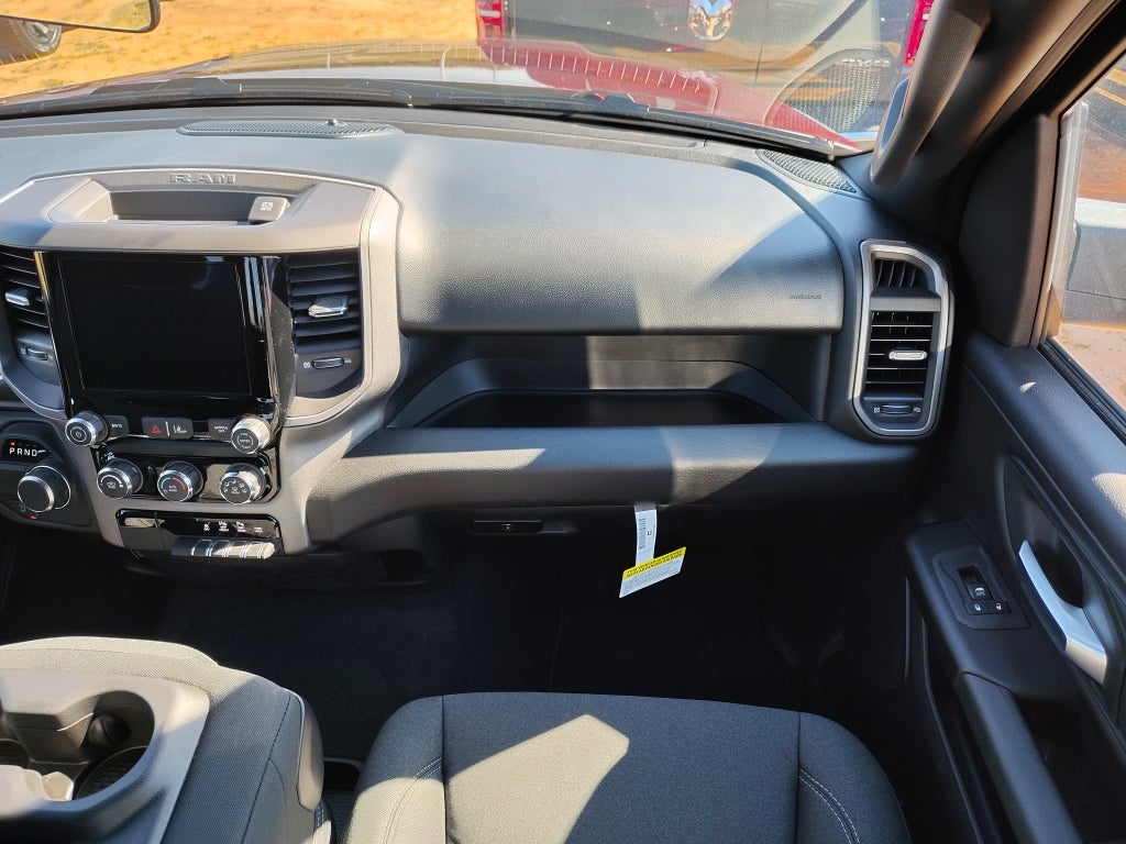 2026 RAM 1500 RAM 1500 EXPRESS CREW CAB 4X2 5'7' BOX