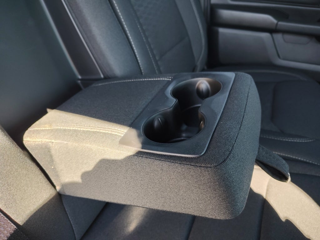 2026 RAM 1500 RAM 1500 EXPRESS CREW CAB 4X2 5'7' BOX