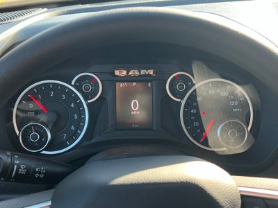 2027 RAM 1500 RAM 1500 EXPRESS CREW CAB 4X2 5'7' BOX