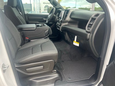 2027 RAM 1500 RAM 1500 EXPRESS CREW CAB 4X2 5'7' BOX