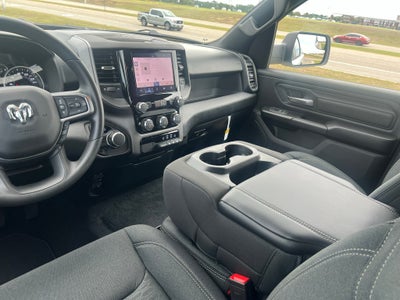 2027 RAM 1500 RAM 1500 EXPRESS CREW CAB 4X2 5'7' BOX