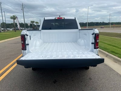 2027 RAM 1500 RAM 1500 EXPRESS CREW CAB 4X2 5'7' BOX