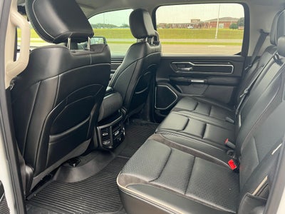 2022 RAM 1500 Laramie Crew Cab 4x2 5'7' Box