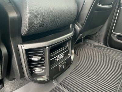 2022 RAM 1500 Laramie Crew Cab 4x2 5'7' Box