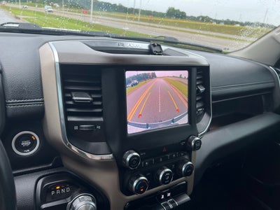 2022 RAM 1500 Laramie Crew Cab 4x2 5'7' Box