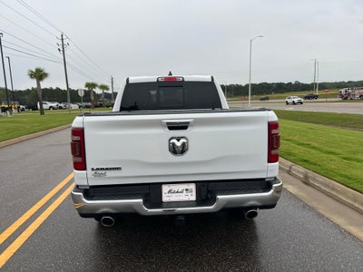 2022 RAM 1500 Laramie Crew Cab 4x2 5'7' Box