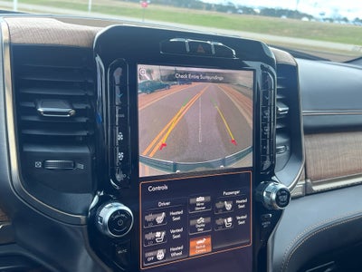 2019 RAM 1500 Longhorn Crew Cab 4x2 5'7' Box