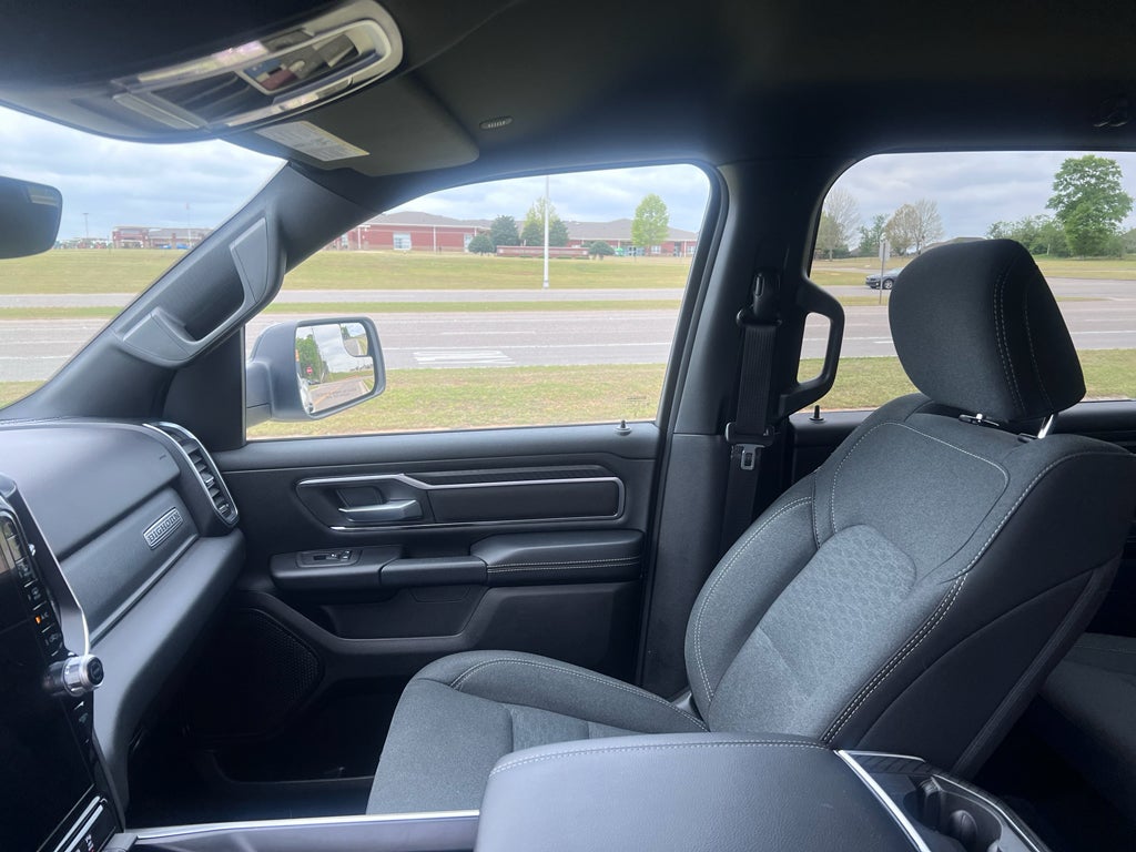 2025 RAM 1500 Big Horn Crew Cab 4x4 5'7' Box