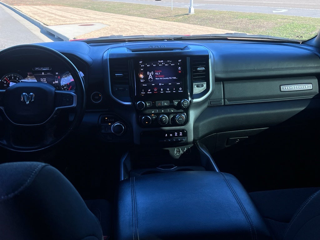 2021 RAM 1500 Big Horn Crew Cab 4x4 5'7' Box