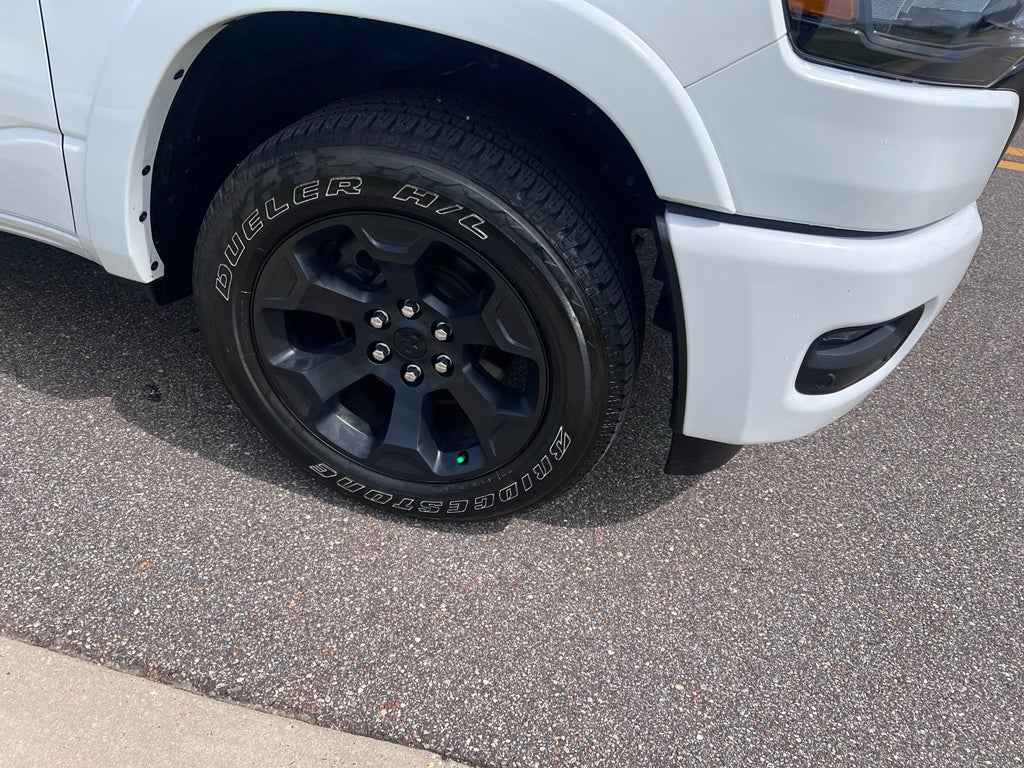 2025 RAM 1500 Big Horn Crew Cab 4x4 5'7' Box