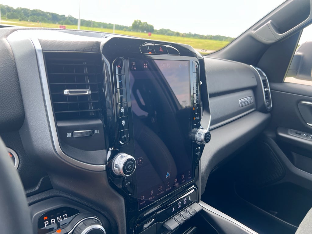 2025 RAM 1500 Big Horn Crew Cab 4x4 5'7' Box
