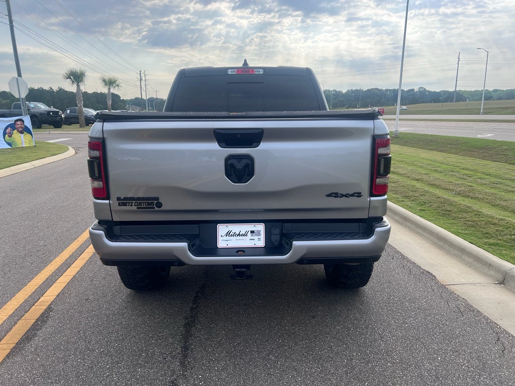 2023 RAM 1500 Laramie Crew Cab 4x4 5'7' Box