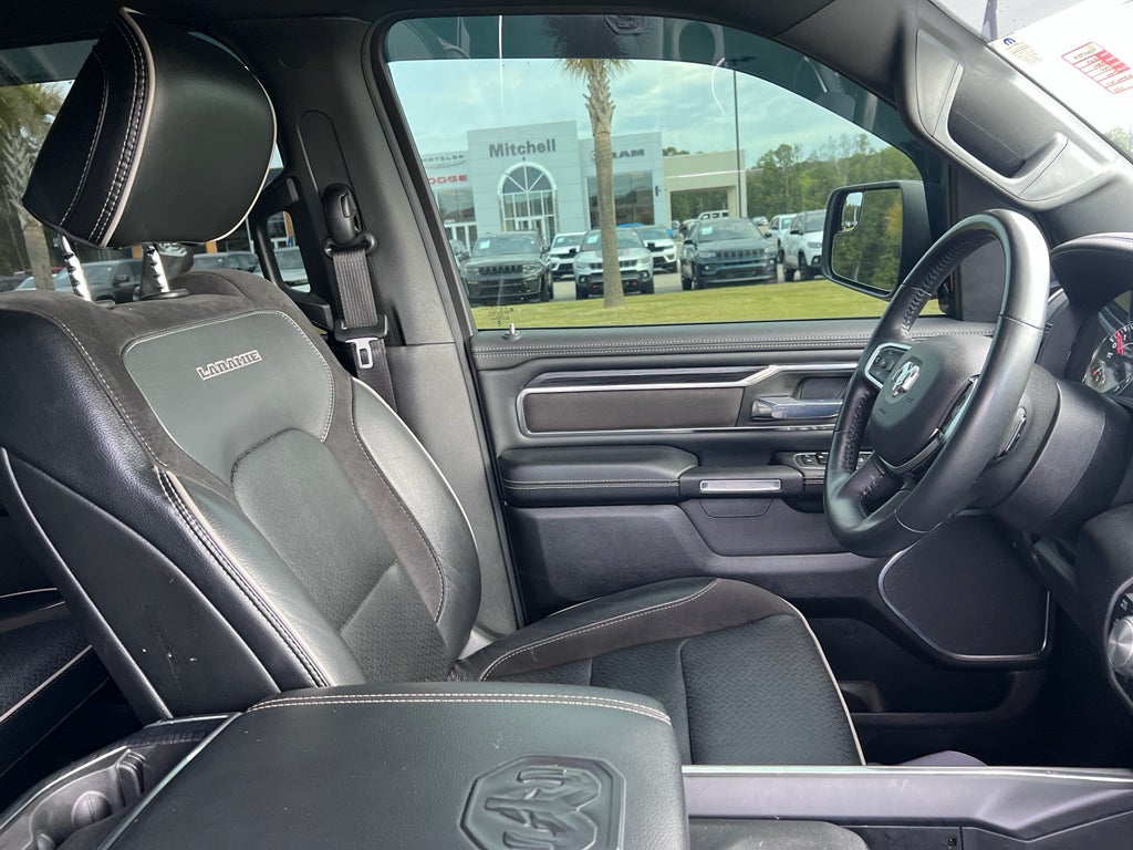 2023 RAM 1500 Laramie Crew Cab 4x4 5'7' Box