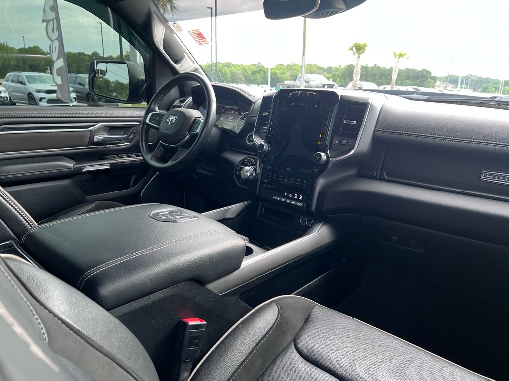 2023 RAM 1500 Laramie Crew Cab 4x4 5'7' Box