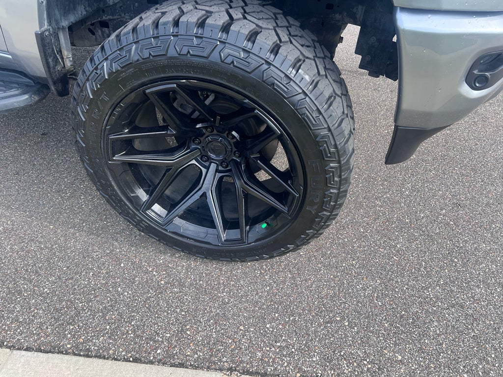 2023 RAM 1500 Laramie Crew Cab 4x4 5'7' Box