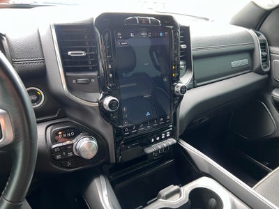 2023 RAM 1500 Laramie Crew Cab 4x4 5'7' Box