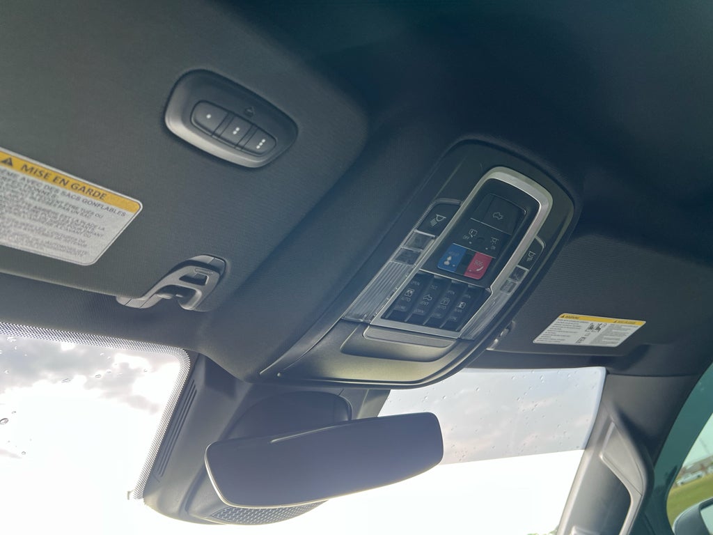 2023 RAM 1500 Laramie Crew Cab 4x4 5'7' Box