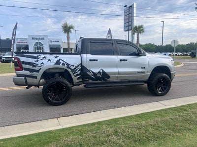 2023 RAM 1500 Laramie Crew Cab 4x4 5'7' Box