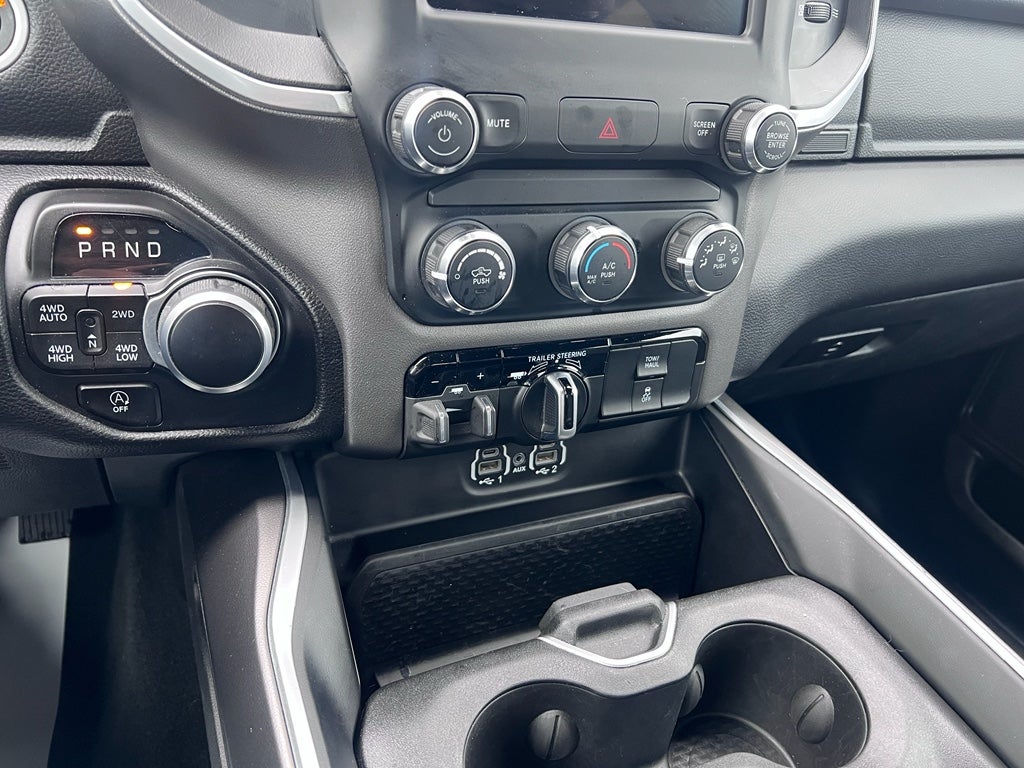 2022 RAM 1500 Lone Star Quad Cab 4x4 6'4' Box