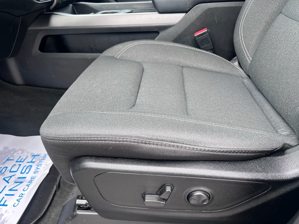 2022 RAM 1500 Lone Star Quad Cab 4x4 6'4' Box