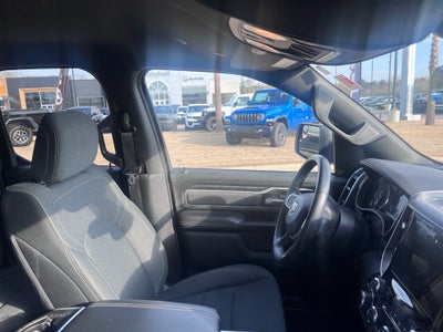 2022 RAM 1500 Big Horn Quad Cab 4x4 6'4' Box