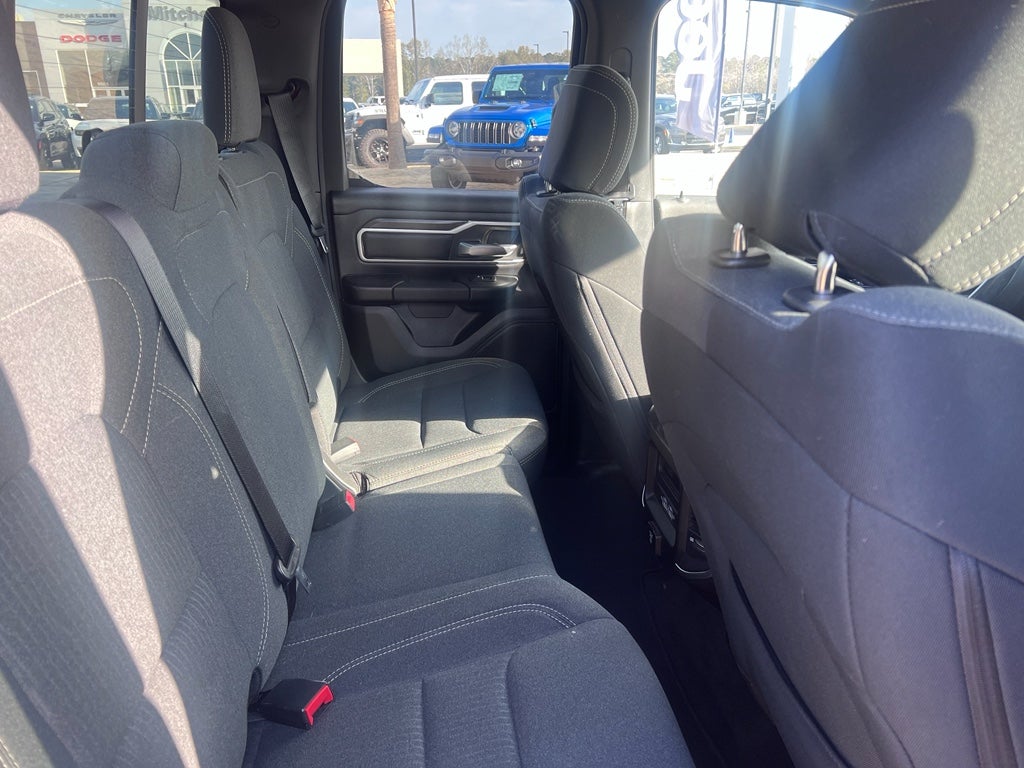 2022 RAM 1500 Big Horn Quad Cab 4x4 6'4' Box