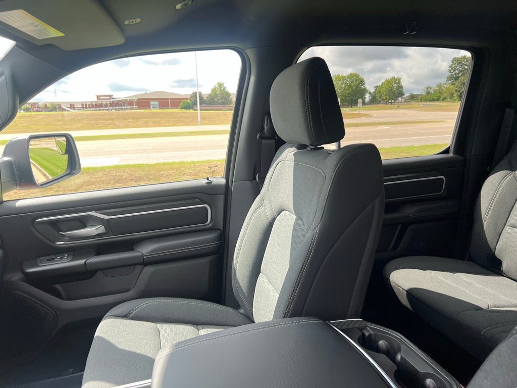 2027 RAM 1500 RAM 1500 BIG HORN CREW CAB 4X4 5'7' BOX
