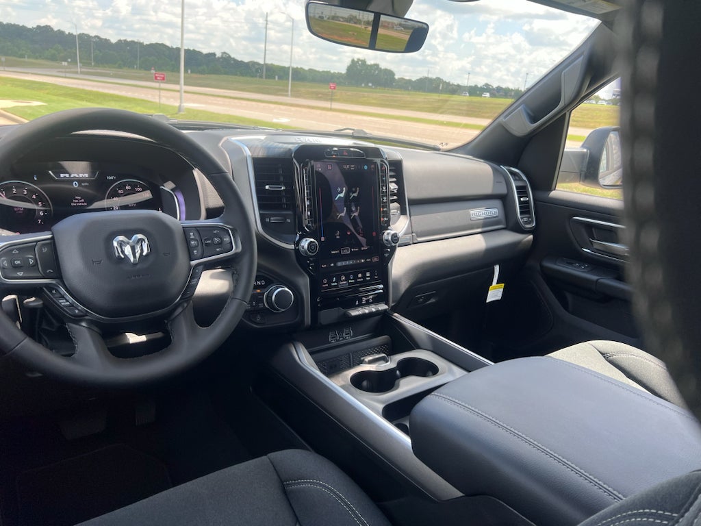 2026 RAM 1500 RAM 1500 BIG HORN CREW CAB 4X4 5'7' BOX