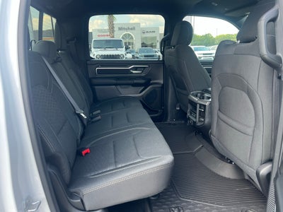 2027 RAM 1500 RAM 1500 BIG HORN CREW CAB 4X4 5'7' BOX