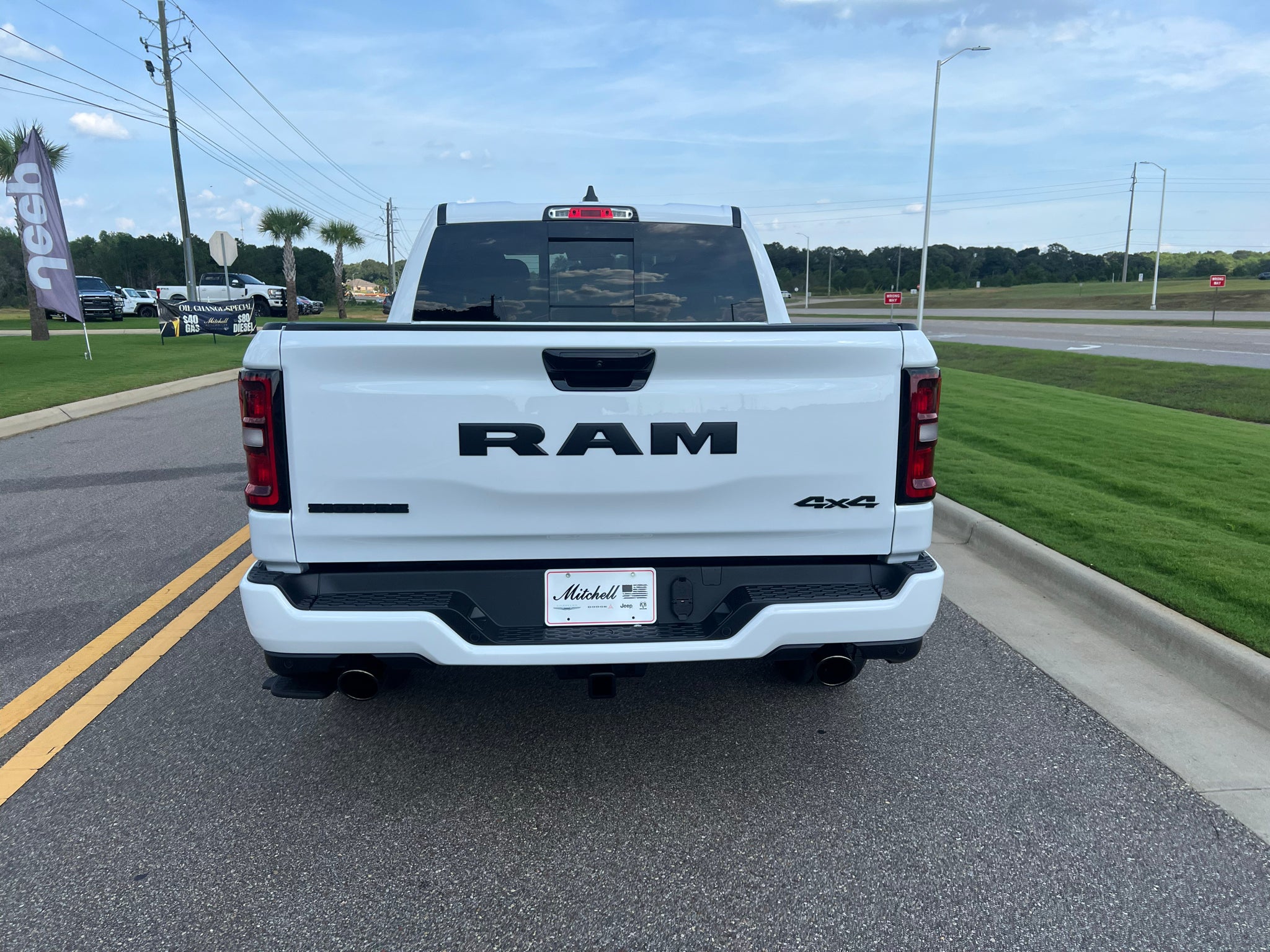 2027 RAM 1500 RAM 1500 BIG HORN CREW CAB 4X4 5'7' BOX