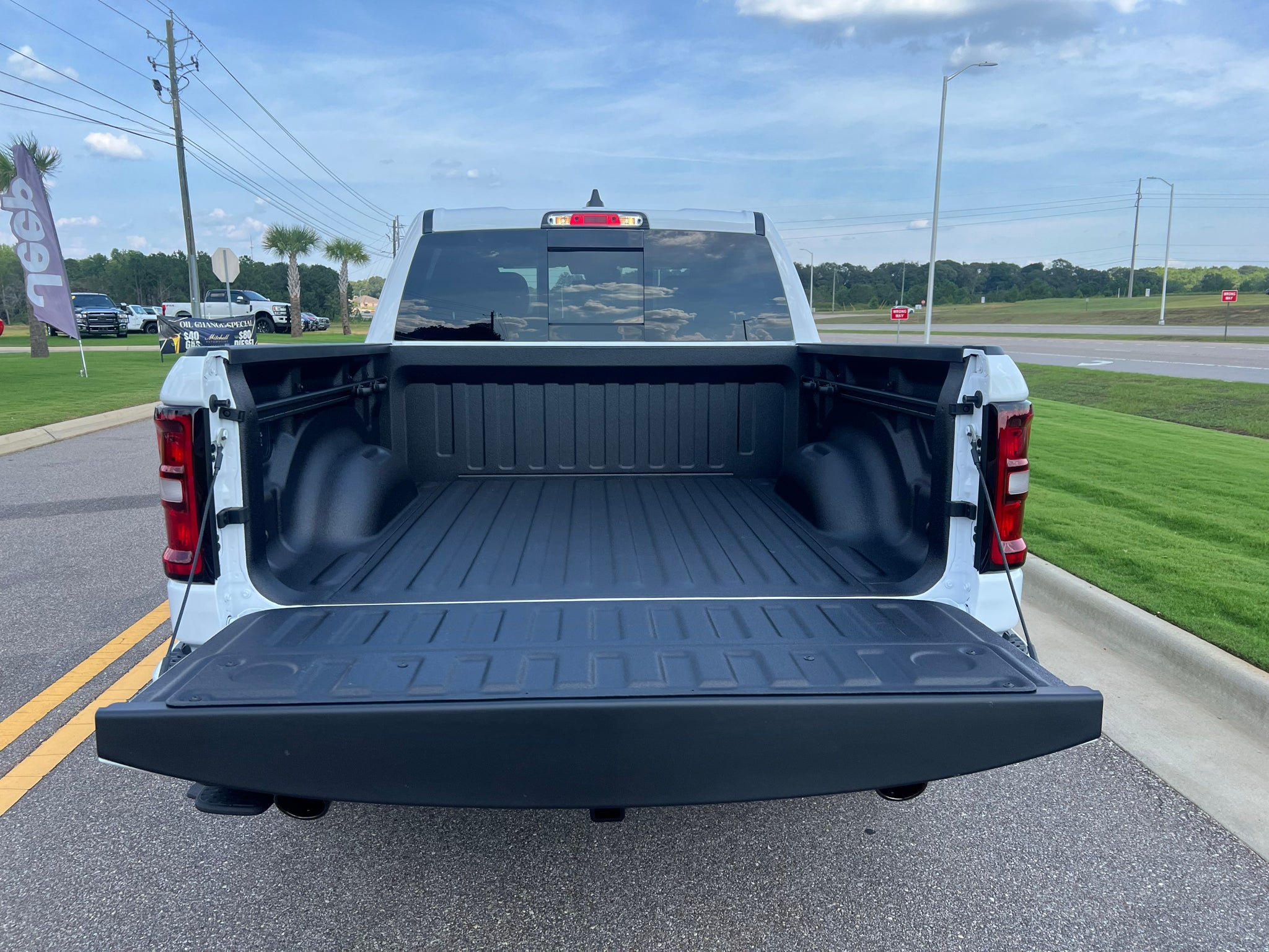 2027 RAM 1500 RAM 1500 BIG HORN CREW CAB 4X4 5'7' BOX