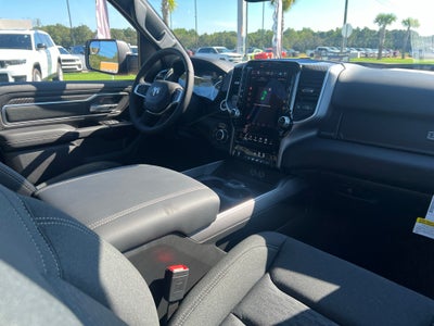 2027 RAM 1500 RAM 1500 BIG HORN CREW CAB 4X4 5'7' BOX