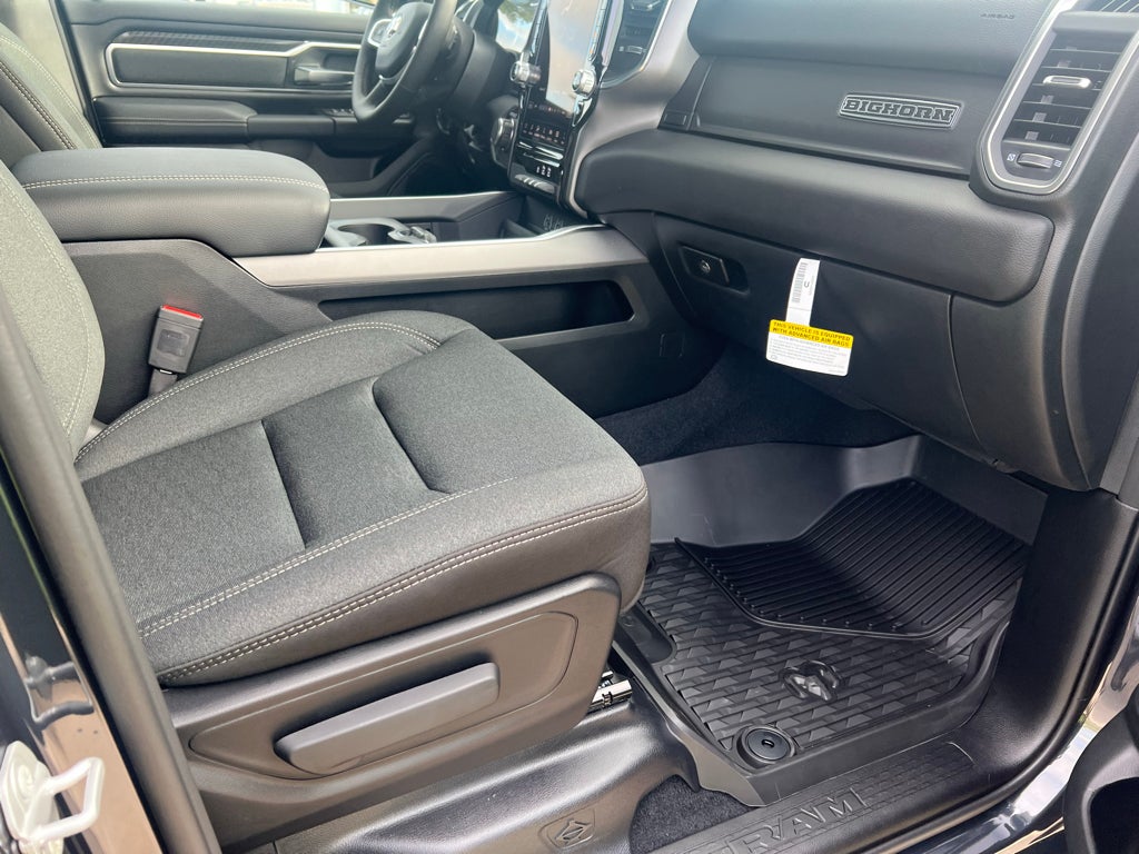 2027 RAM 1500 RAM 1500 BIG HORN CREW CAB 4X4 5'7' BOX
