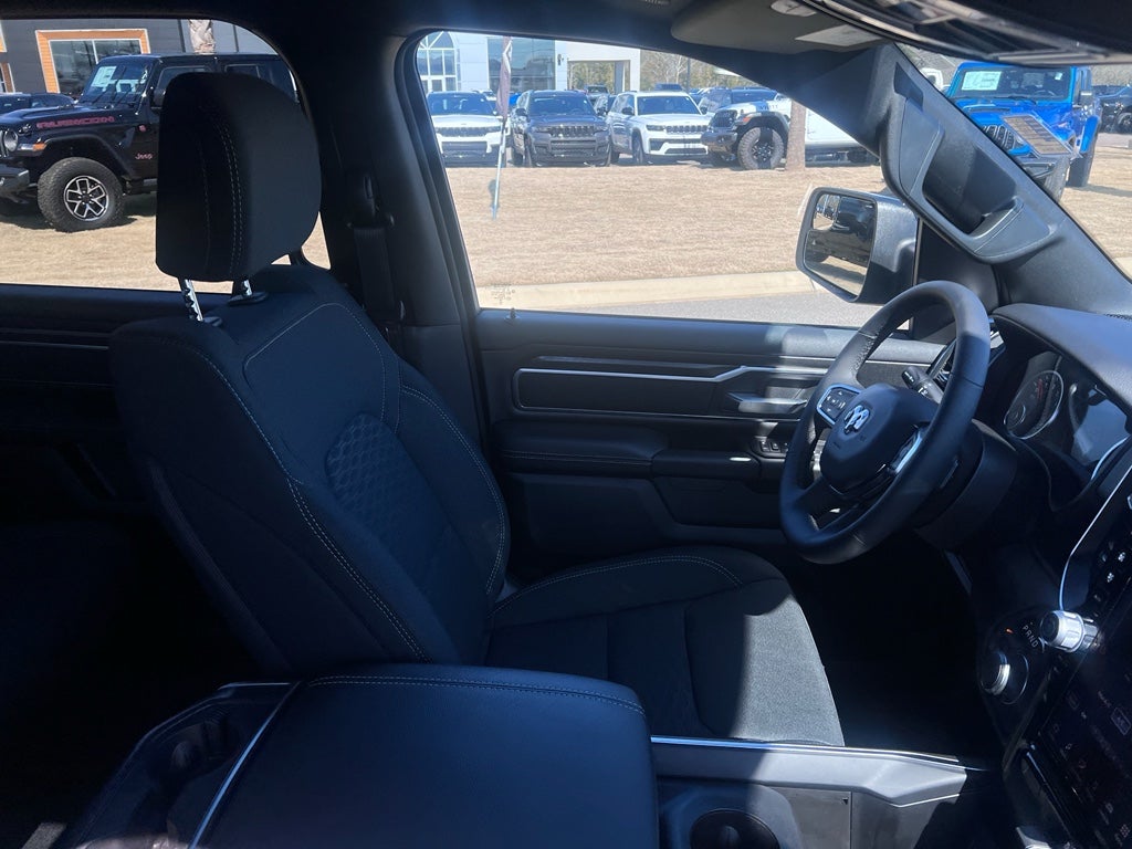 2026 RAM 1500 Big Horn Crew Cab 4x4 5'7' Box