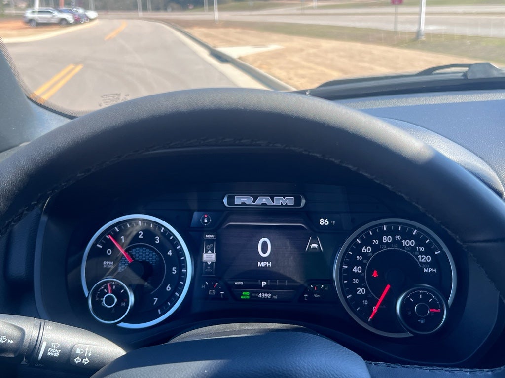 2026 RAM 1500 Big Horn Crew Cab 4x4 5'7' Box