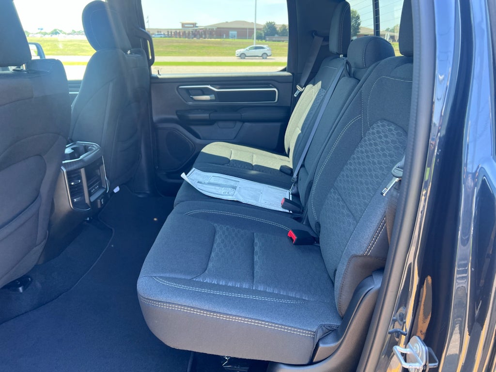 2026 RAM 1500 Big Horn Crew Cab 4x4 5'7' Box