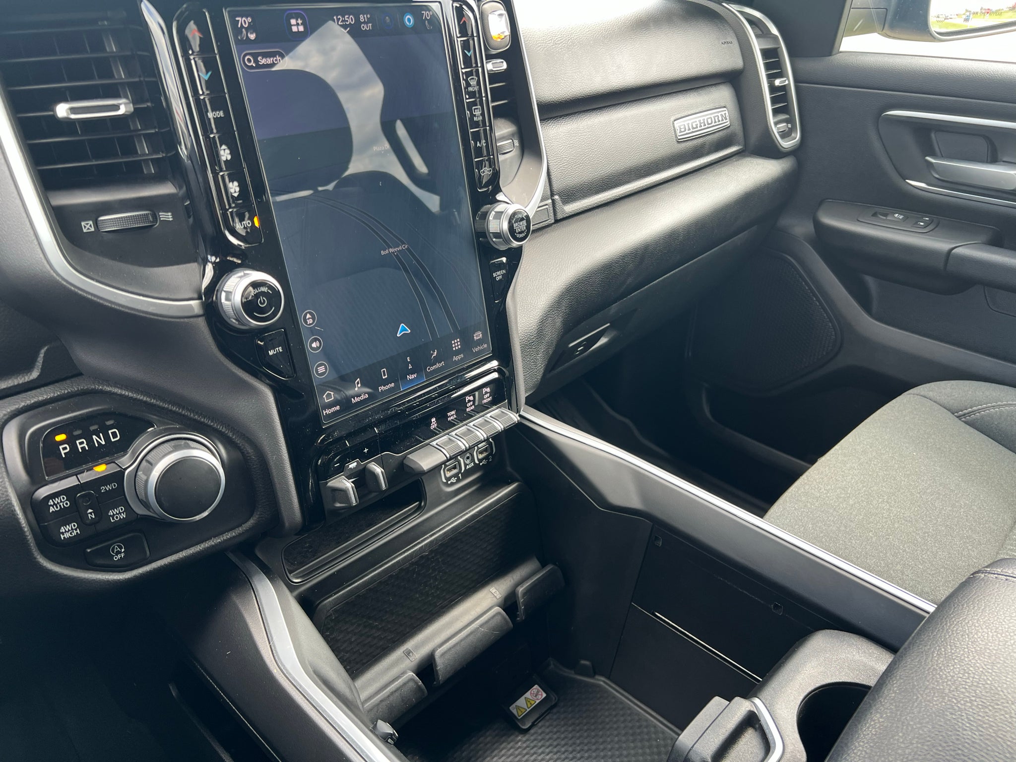 2023 RAM 1500 Big Horn Crew Cab 4x4 5'7' Box