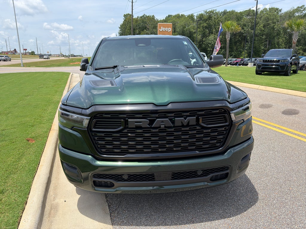 2026 RAM 1500 RAM 1500 EXPRESS CREW CAB 4X4 5'7' BOX